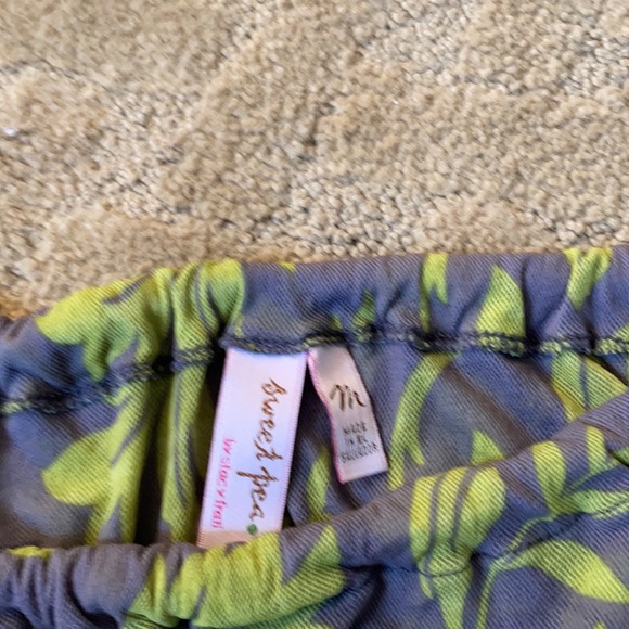 Sweet Pea roughed halter top - Picture 3 of 4